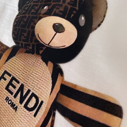 FENDI 26S LONG-SLEEVE SWEATSHIRT 591