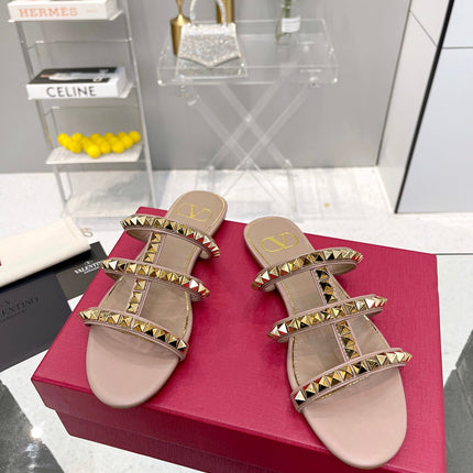 VALENTINO 26S ROCKSTUD STRAPPY FLAT SLIDE SANDALS IN NUDE PINK CALFSKIN GOLD HARDWARE