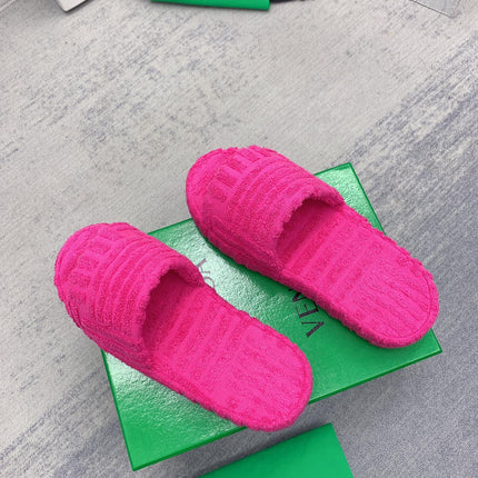 BOTTEGA VENETA 26S SLIDES IN PINK FABRIC