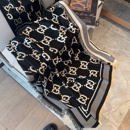 GUCCI 26S SCARF 140 IN CASHMERE AND SILK 504694