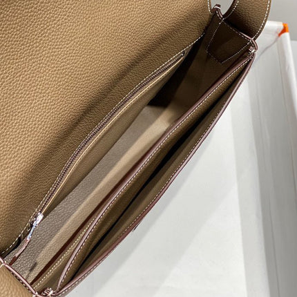 STEVE LIGHT JUNIOR MESSENGER BAG 27 IN ALEZAN TOGO CALFSKIN