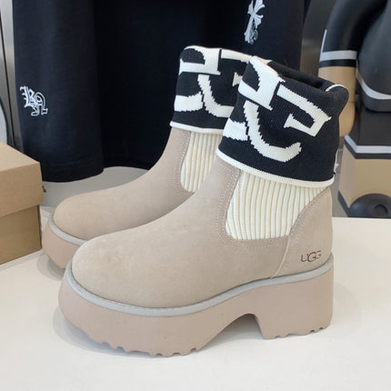 MINI MARTIN BOOTS IN ECRU TAN SUEDE