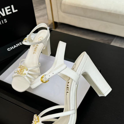 HIGHT SANDALS 2025 IN WHITE PATENT LAMBSKIN