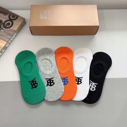 BURBERRY 26S NO-SHOW SOCKS 558888 (1 BOX)