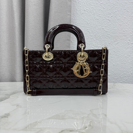 DIOR 26S MEDIUM LADY D-JOY MICRO BAG 26 IN BURGUNDY RED PATENT CANNAGE CALFSKIN GOLD HARDWARE