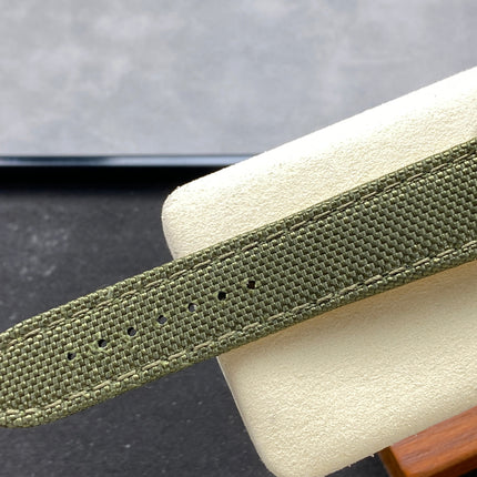 AVENGER CHRONOGRAPH TITANIUM CASE ARMY GREEN NYLON STRAP