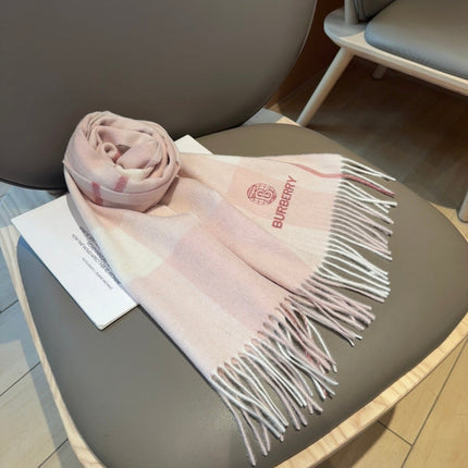 BURBERRY 26S SCARF 180 IN CASHMERE 515753