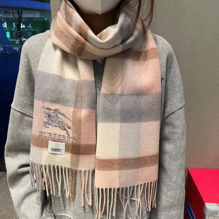 BURBERRY 26S SCARF 180 IN CASHMERE 513799
