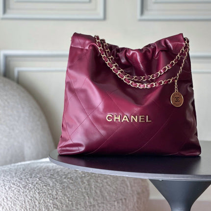 CHANEL 26S 22 BAG 42 IN BURGUNDY QUILTED SHINY CALFSKIN