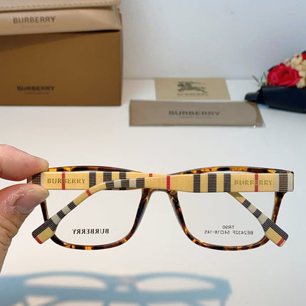 BURBERRY 26S SQUARE FRAME IN ACETATE 514229