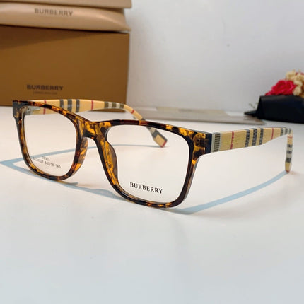 BURBERRY 26S SQUARE FRAME IN ACETATE 514229