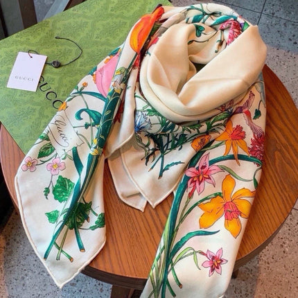 GUCCI 26S SCARF 140 IN CASHMERE AND SILK 504720