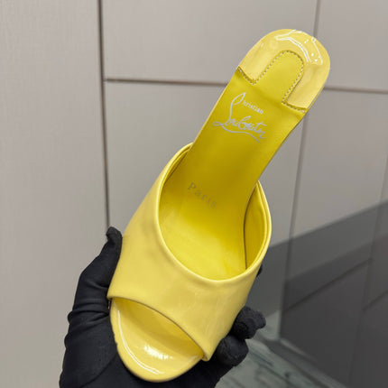 CHRISTIAN LOUBOUTIN 26S OPEN-TOE HIGH HEEL SANDALS 105 MM IN YELLOW GLOSSY CALFSKIN