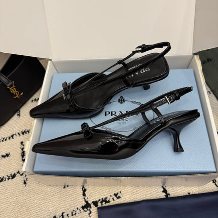 PRADA 26S POINTED TOE SLINGBACK KITTEN HEELS IN BLACK PATENT CALFSKIN WITH BOW