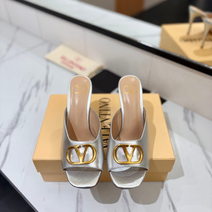 VALENTINO 26S HEEL SANDALS 100 MM IN METALLIC SILVER CALFSKIN WITH GOLD HARDWARE