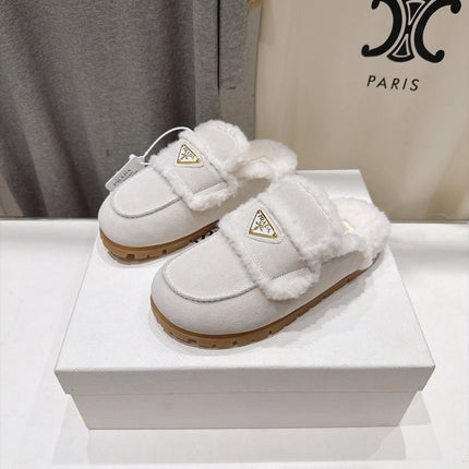 PRADA 26S MULE LOAFERS IN CREAM WHITE SUEDE SHEARLING LINED