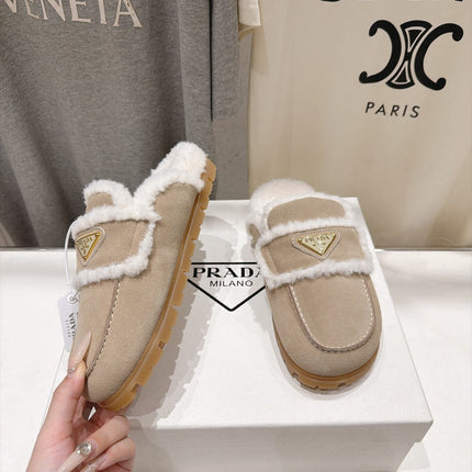 PRADA 26S MULE LOAFERS IN LIGHT BROWN SUEDE SHEARLING LINED