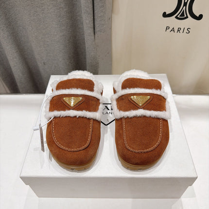 PRADA 26S MULE LOAFERS IN CARAMEL BROWN SUEDE SHEARLING LINED