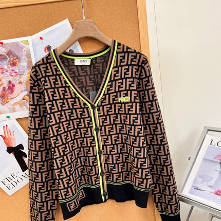 FENDI 26S V-NECK KNIT CARDIGAN 535