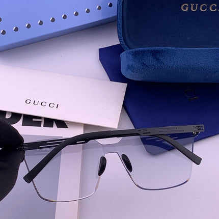 GUCCI 26S SQUARE FRAME IN METAL 422542