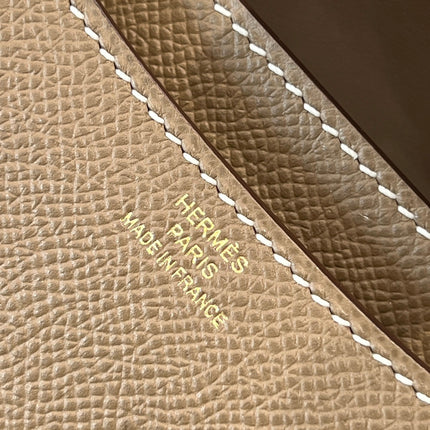 HM 25S CONSTANCE 19 CM IN TAUPE BROWN EPSOM WITH GOLD HARDWARE