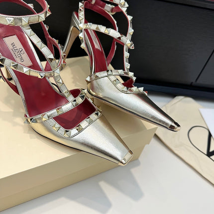 VALENTINO 26S ROCKSTUD SLINGBACK PUMPS 100 MM IN LIGHT METALLIC GOLD CALFSKIN