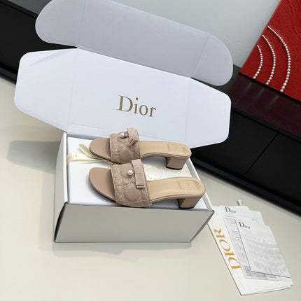 DIOR 26S BLOCK HEEL SLIDE SANDALS IN TAUPE BROWN QUILTED CALFSKIN WITH BOW