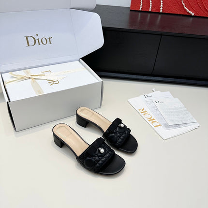DIOR 26S BLOCK HEEL SLIDE SANDALS IN BLACK QUILTED CALFSKIN WITH BOW