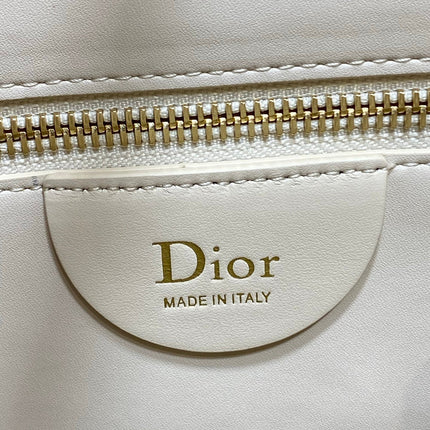 DIOR 26S MEDIUM DIORLY BAG 31 IN IVORY WHITE GRAINED CALFSKIN GOLD HARDWARE