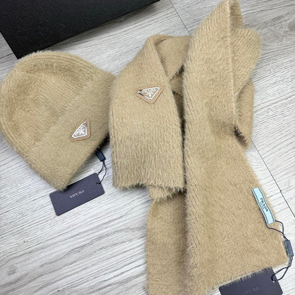 PRADA 26S SET SCARF AND BEANIE HAT 512783