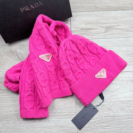 PRADA 26S SET SCARF AND BEANIE HAT 497424
