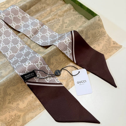 GUCCI 26S TWILLY SCARF 120 IN SILK 511260