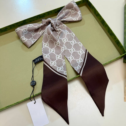 GUCCI 26S TWILLY SCARF 120 IN SILK 511260