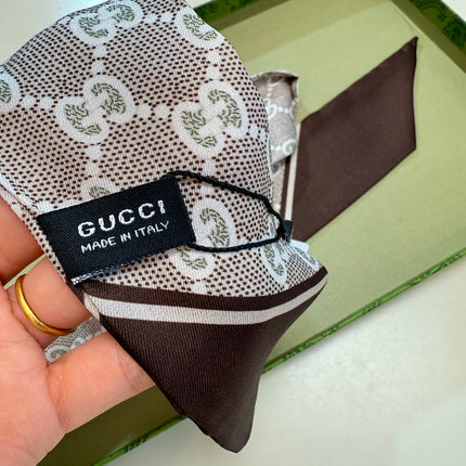GUCCI 26S TWILLY SCARF 120 IN SILK 511260