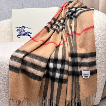 BURBERRY 26S SCARF 200 IN CASHMERE 515727
