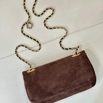 CHANEL 26S FLAP BAG 22 IN CHOCOLATE BROWN SUEDE WITH GOLD HARDWARE