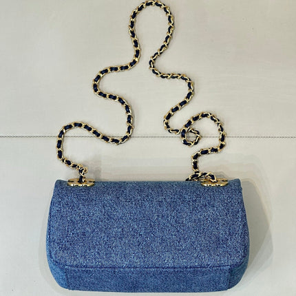 CHANEL 26S FLAP BAG 22 IN BLUE DENIM WITH GOLD HARDWARE