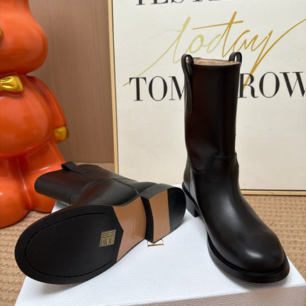 DIOR 26S ANKLE BOOTS IN BLACK CALFSKIN GOLD HARDWARE