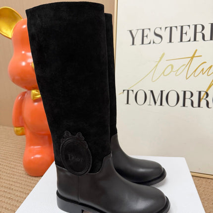 DIOR 26S KNEE HIGH BOOTS IN BLACK CALFSKIN AND SUEDE WITH EMBROIDERED LOGO