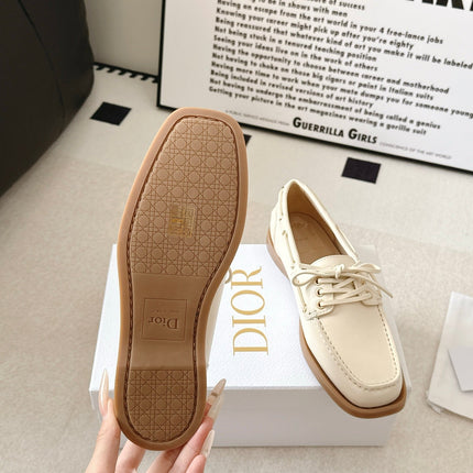 DIOR 26S LACE UP BOAT SHOES IN IVORY WHITE CALFSKIN GOLD HARDWARE