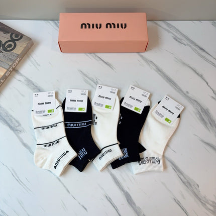 MIUMIU 26S ANKLE SOCKS 413862 (1 BOX)