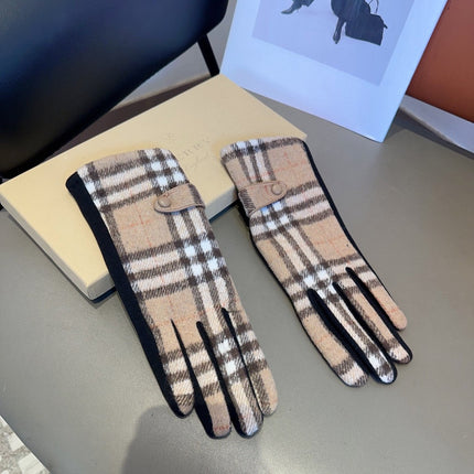 LINED GLOVES IN CAMEL BEIGE AND BLACK WOOL 453711