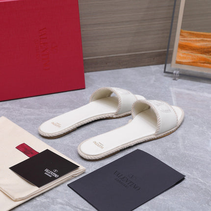 VALENTINO 26S FLAT SLIDE SANDALS IN WHITE CALFSKIN