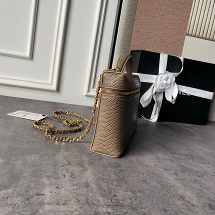 CHANEL 26S VANITY CASE 23 IN KHAKI BROWN LIZARD-EMBOSSED LEATHER