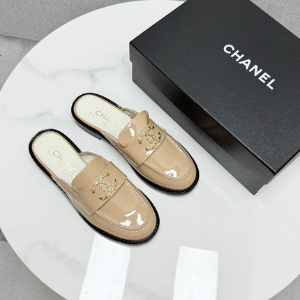 CC FLAT MULE 25S IN LIGHT BEIGE CALFSKIN STYLE 9