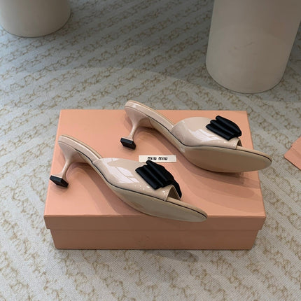 Nude Beige Mid - Heels With Black Bow Calfskin