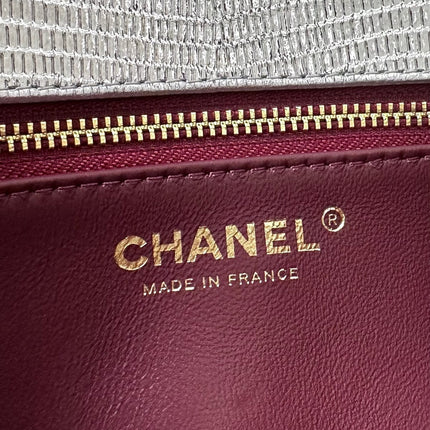 CHANEL 26S FLAP BAG 22 IN METALLIC SILVER LIZARD-EMBOSSED LEATHER