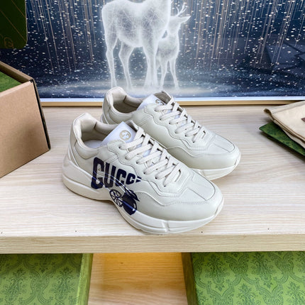 GG COUPLE TRAINER WHITE CALFSKIN WITH LEMON ICON
