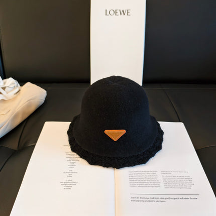 PRADA 26S BUCKET HAT 502058