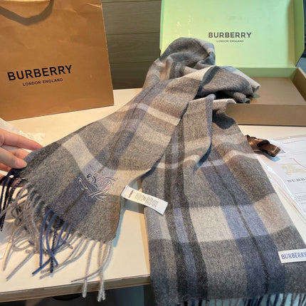 BURBERRY 26S SCARF 200 IN CASHMERE 510919